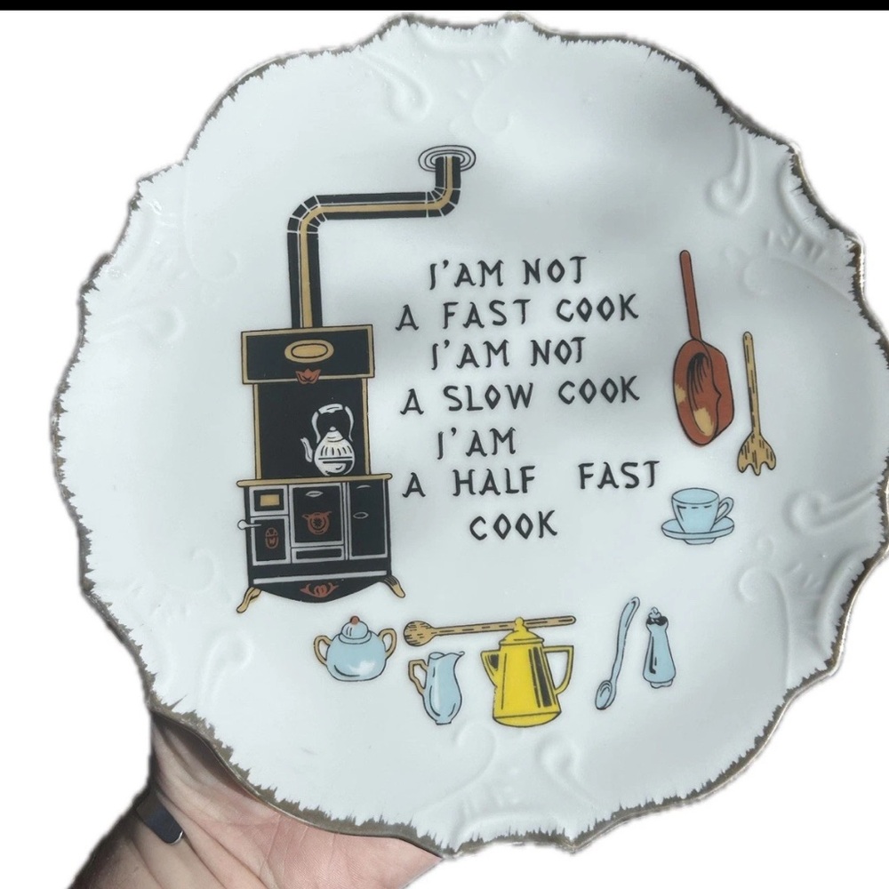 2 small Decorative Plates with Kitchen Design